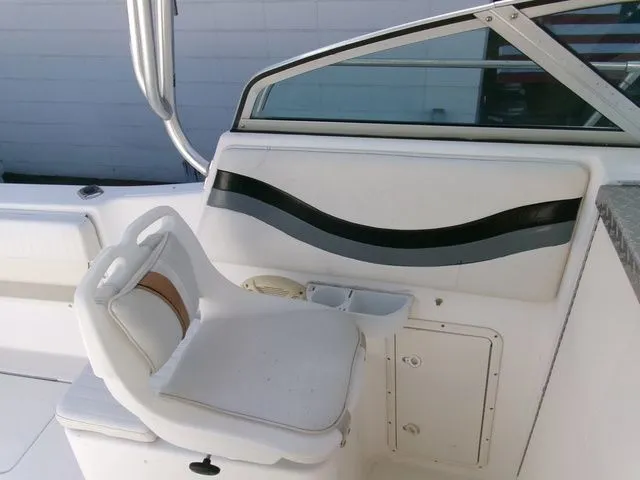 Slide: The Image of Seaswirl 2600WA 1999 - 10