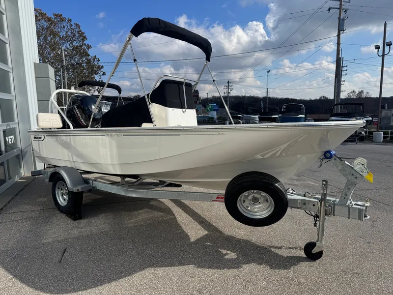 Slide: The Image of Boston Whaler 170 Montauk 2026 - 1