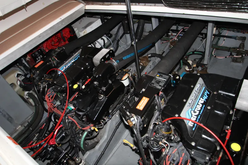 Slide: The Image of Sea Ray Sundancer 400 1997 - 64