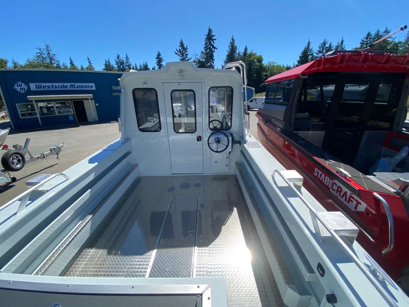 Slide: The Image of 2025 Hewescraft 240 Ocean Pro ET HT boat at Westside Marine dealership. - 5