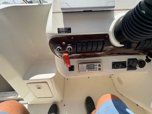 Slide: The Image of Larson 330 2002 - 13