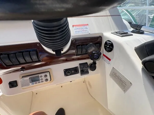 Slide: The Image of Larson 330 2002 - 14