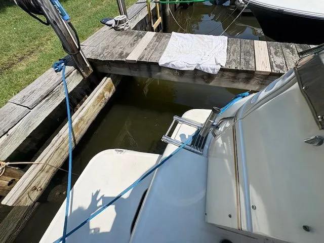 Slide: The Image of Larson 330 2002 - 37