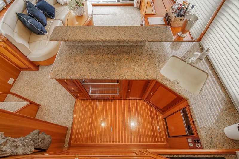 Slide: The Image of McKinna 57 Wide Body Pilothouse 2007 - 20