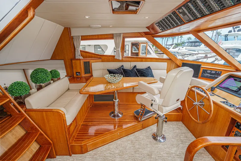 Slide: The Image of McKinna 57 Wide Body Pilothouse 2007 - 25