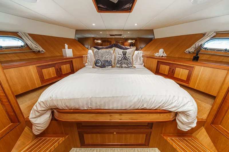 Slide: The Image of McKinna 57 Wide Body Pilothouse 2007 - 41