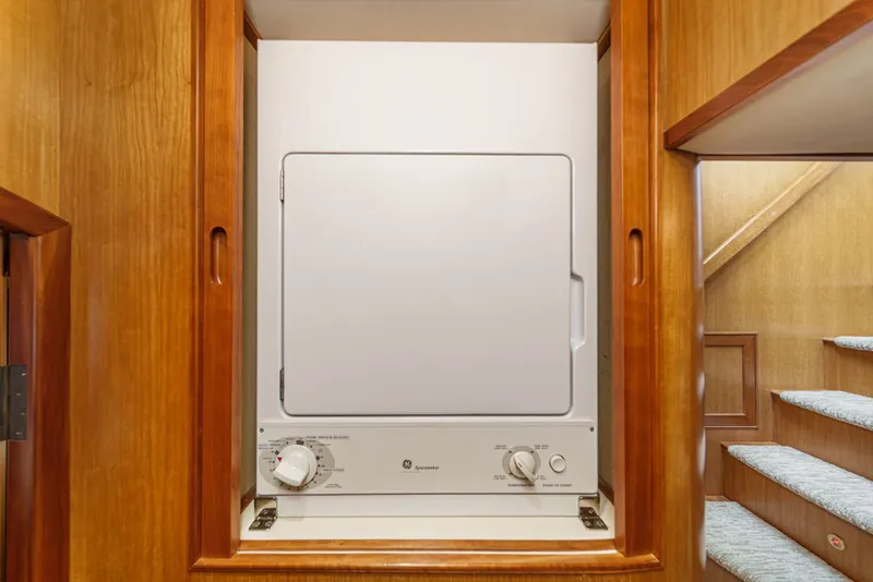 Slide: The Image of McKinna 57 Wide Body Pilothouse 2007 - 46