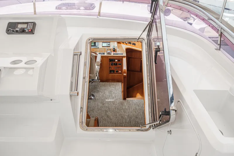 Slide: The Image of McKinna 57 Wide Body Pilothouse 2007 - 51