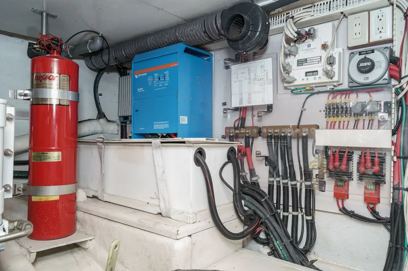 Slide: The Image of McKinna 57 Wide Body Pilothouse 2007 - 64