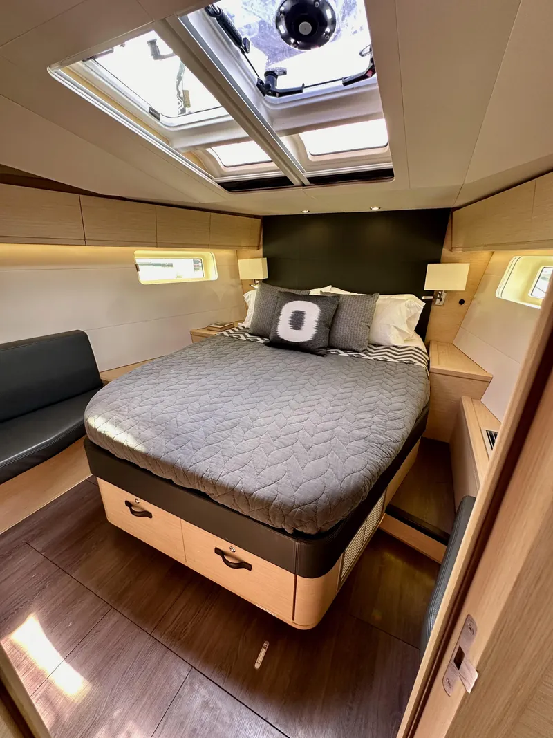 Slide: The Image of Jeanneau 54 2018 - 117