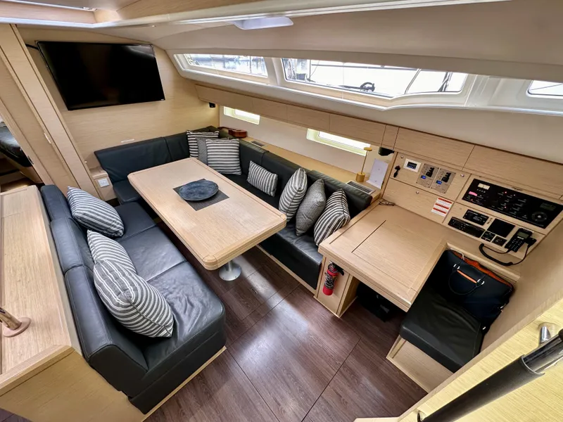 Slide: The Image of Jeanneau 54 2018 - 74