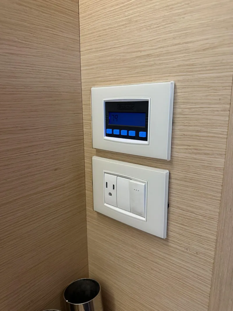 Slide: The Image of Jeanneau 54 2018 - 83