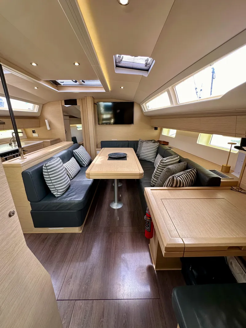 Slide: The Image of Jeanneau 54 2018 - 84