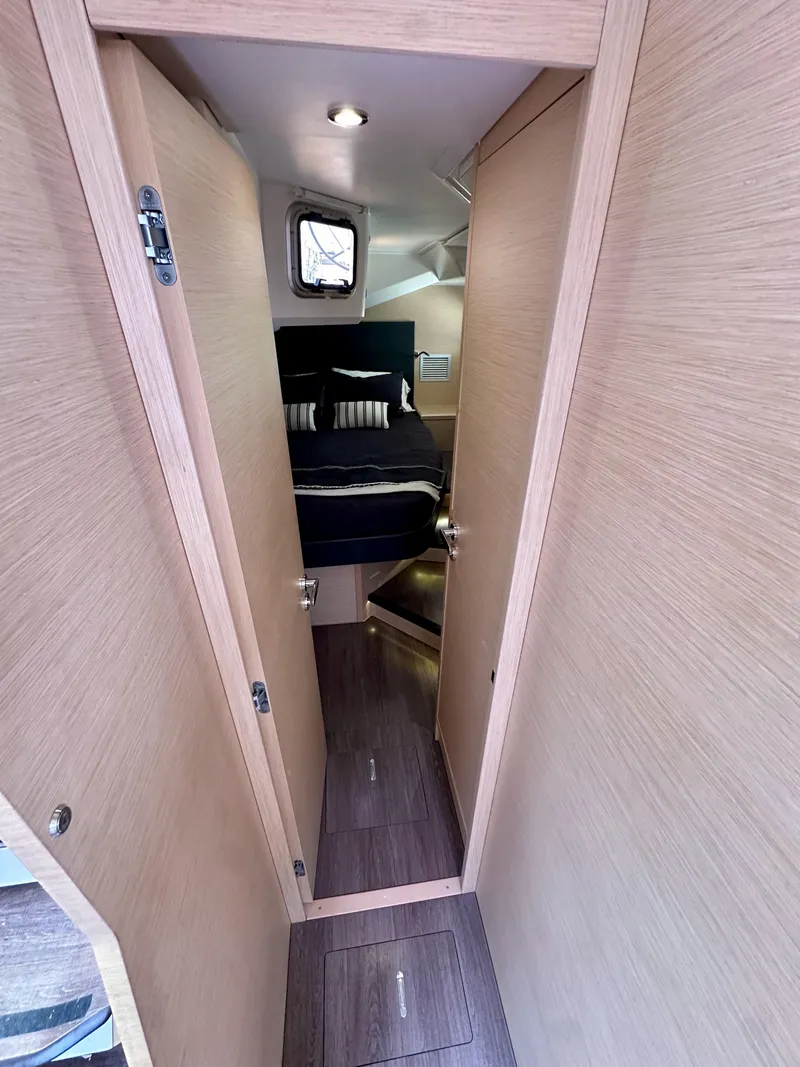 Slide: The Image of Jeanneau 54 2018 - 87