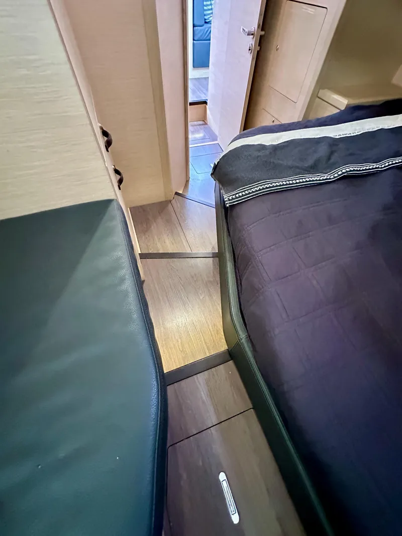 Slide: The Image of Jeanneau 54 2018 - 92