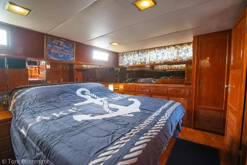 Slide: The Image of Luxurious bedroom in 1987 Lien Hwa 47 Elegant MKII Motoryacht with nautical decor. - 25