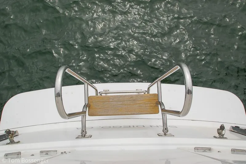 Slide: The Image of Lien Hwa 47 Elegant MKII Motoryacht 1987 - 56