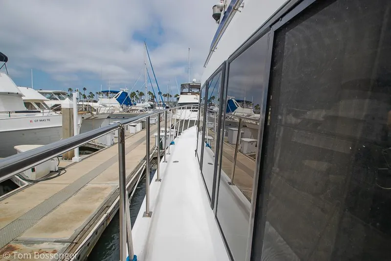 Slide: The Image of Lien Hwa 47 Elegant MKII Motoryacht 1987 - 58