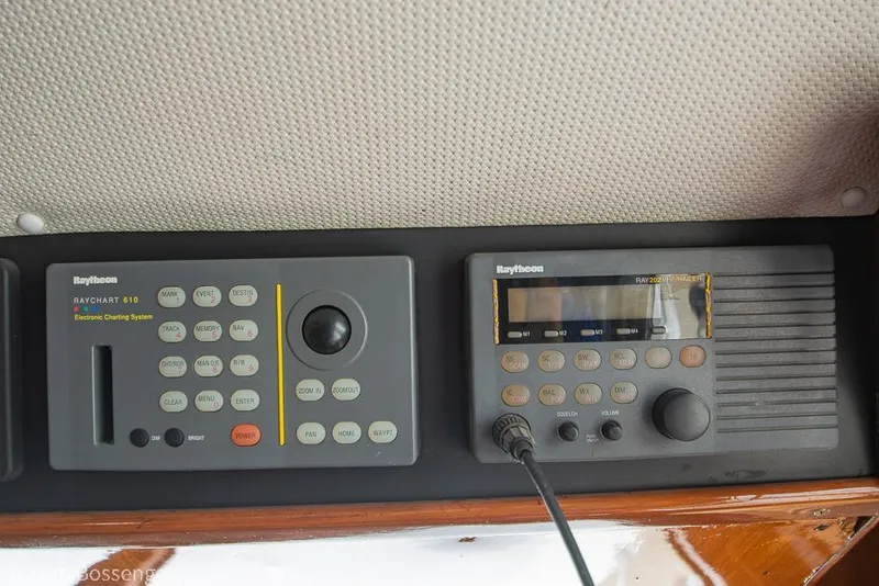 Slide: The Image of Lien Hwa 47 Elegant MKII Motoryacht 1987 - 72