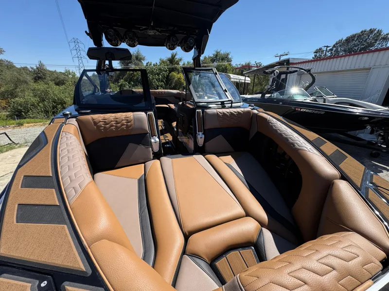 Slide: The Image of Centurion Ri245 2025 - 52