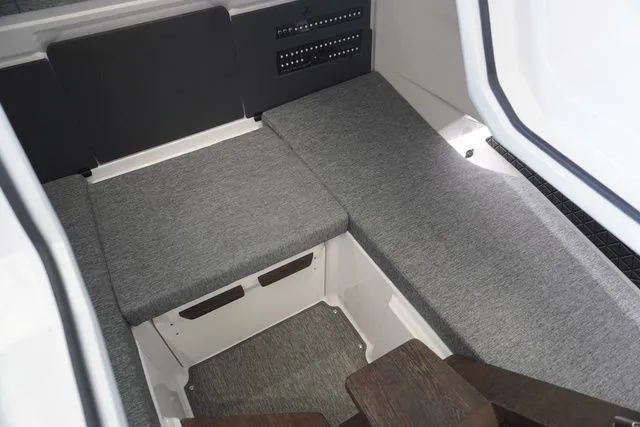 Slide: The Image of Axopar 29 Sun-top 2025 - 12