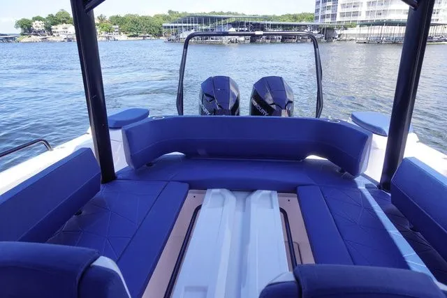 Slide: The Image of Axopar 29 Sun-top 2025 - 22