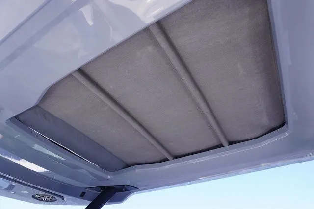 Slide: The Image of Axopar 29 Sun-top 2025 - 24