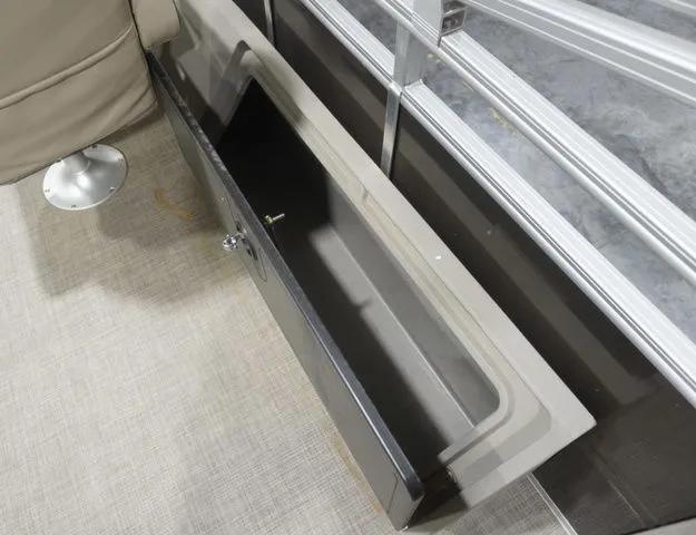 Slide: The Image of Sun Tracker SPORTFISH 22 XP3 FS PKG 2024 - 21