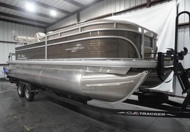 Slide: The Image of Sun Tracker SPORTFISH 22 XP3 FS PKG 2024 - 3