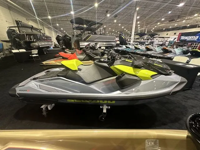 Slide: The Image of Sea-Doo RXP-X™ 325 Tech, BRP Premium A, Ibr Ice Metal / 2025 - 5