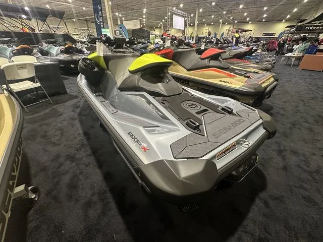 Slide: The Image of Sea-Doo RXP-X™ 325 Tech, BRP Premium A, Ibr Ice Metal / 2025 - 8