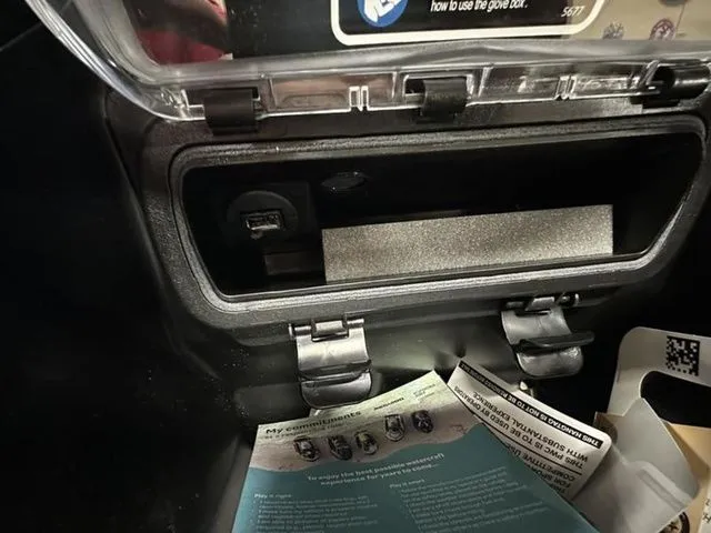 Slide: The Image of Sea-Doo RXP-X 325 2025 - 14