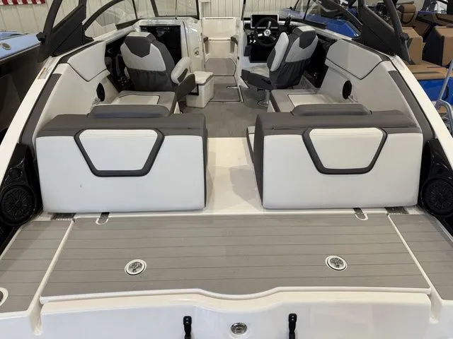 Slide: The Image of Yamaha AR250 2025 - 5