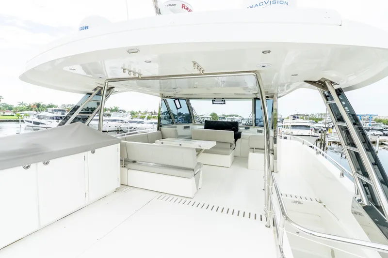 Slide: The Image of Aquila 54 YACHT 2023 - 28
