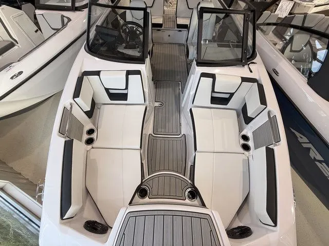 Slide: The Image of Yamaha 222SD 2025 - 18