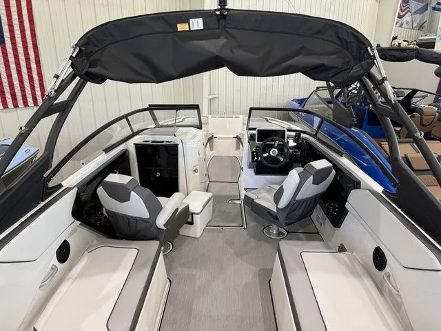 Slide: The Image of Yamaha AR250 2025 - 7