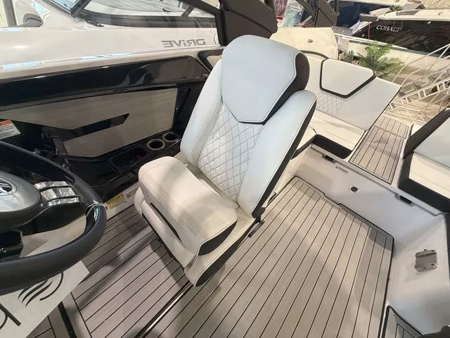 Slide: The Image of Yamaha 222SD 2025 - 10