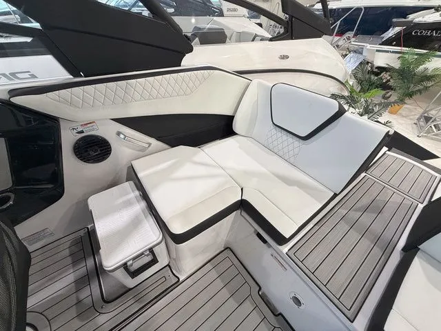 Slide: The Image of Yamaha 222SD 2025 - 8