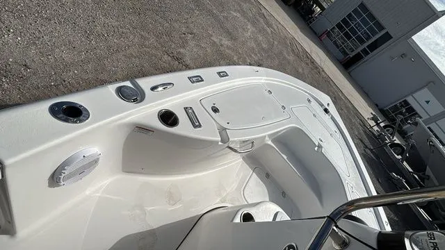 Slide: The Image of Sea Pro 210 Bay 2025 - 5