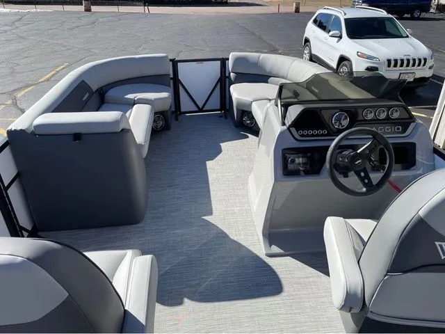 Slide: The Image of Viaggio V22U 2024 - 18