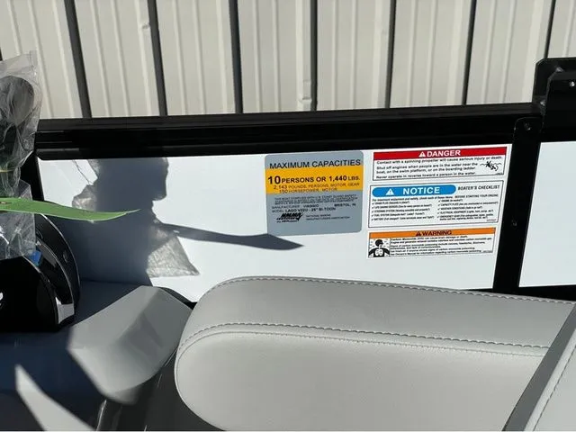 Slide: The Image of Viaggio V22U 2024 - 20