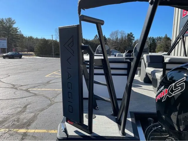 Slide: The Image of Viaggio V22U 2024 - 25