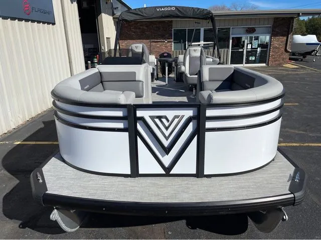 Slide: The Image of Viaggio V22U 2024 - 6