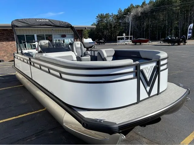 Slide: The Image of Viaggio V22U 2024 - 7