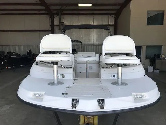 Slide: The Image of Starcraft 2000 Limited 2010 - 18