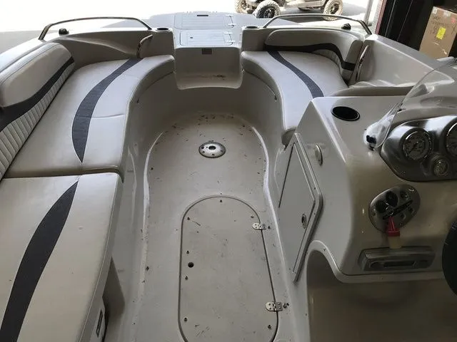 Slide: The Image of Starcraft 2000 Limited 2010 - 5