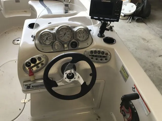 Slide: The Image of Starcraft 2000 Limited 2010 - 6