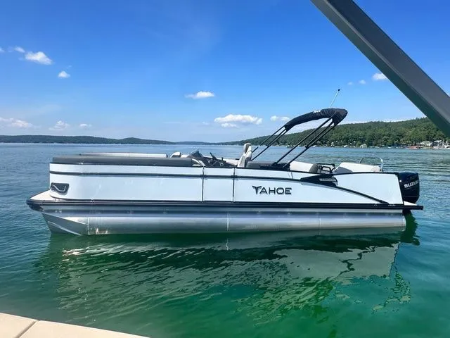 Slide: The Image of Tahoe 2585 VRB 2025 - 1