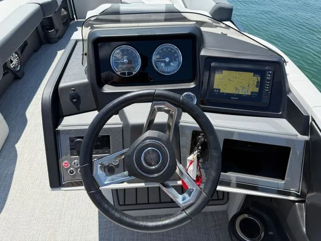 Slide: The Image of Tahoe 2585 VRB 2025 - 13