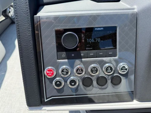 Slide: The Image of Tahoe 2585 VRB 2025 - 14